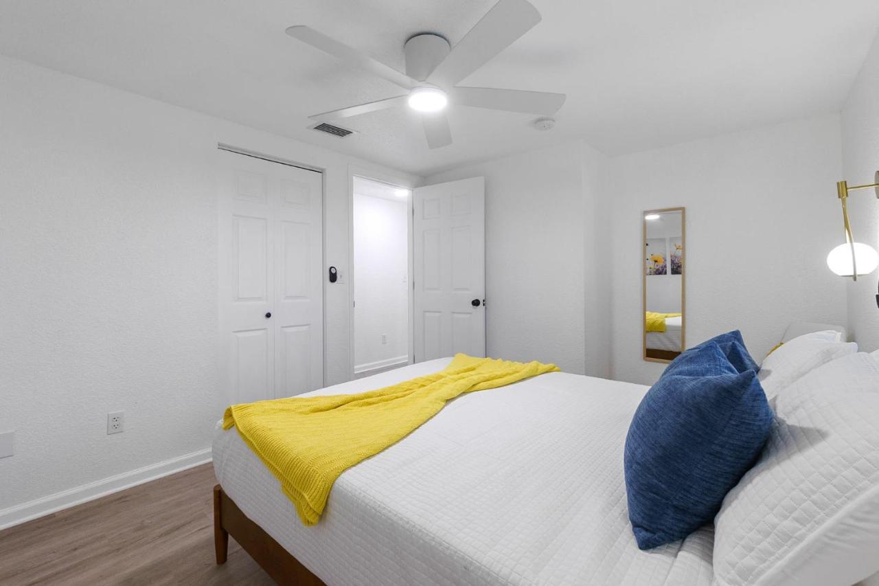 The Garden Cottage - Pet Friendly & 5 Mins To Town Сейнт-Огастін Екстер'єр фото
